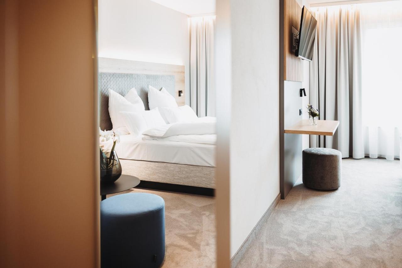 Hotel Vivo Schierling Екстериор снимка