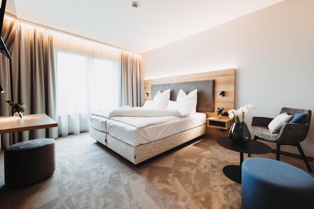 Hotel Vivo Schierling Екстериор снимка